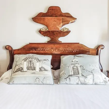 Hacienda De Abajo-adults Only